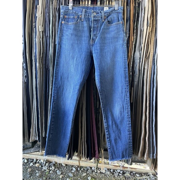 Rare Levi’s White Oak Cone Denim Jeans Raw Hem High-Rise Button Fly Size 28 - Picture 3 of 15